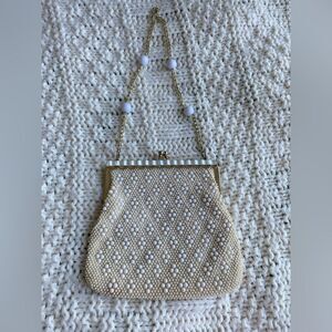 1960s Vintage Beaded Kiss Lock Handbag